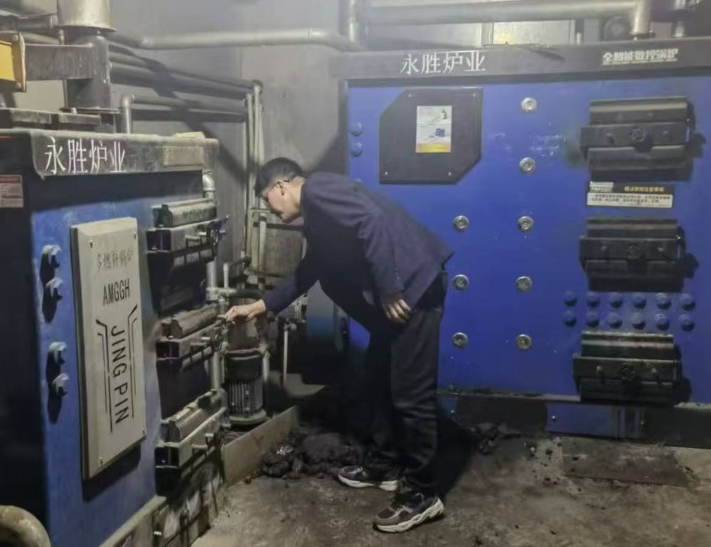 陕煤建设煤矿运营服务分公司:情暖寒冬 全力护航