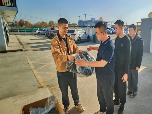 陕煤建设煤矿运营服务分公司:立冬饺香暖一线 凝心聚力战年终