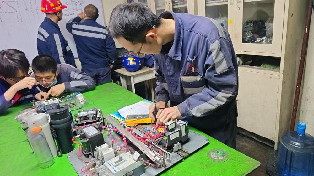 陕煤建设洗选煤运营公司:16天技能特训 夯实发展人才基石