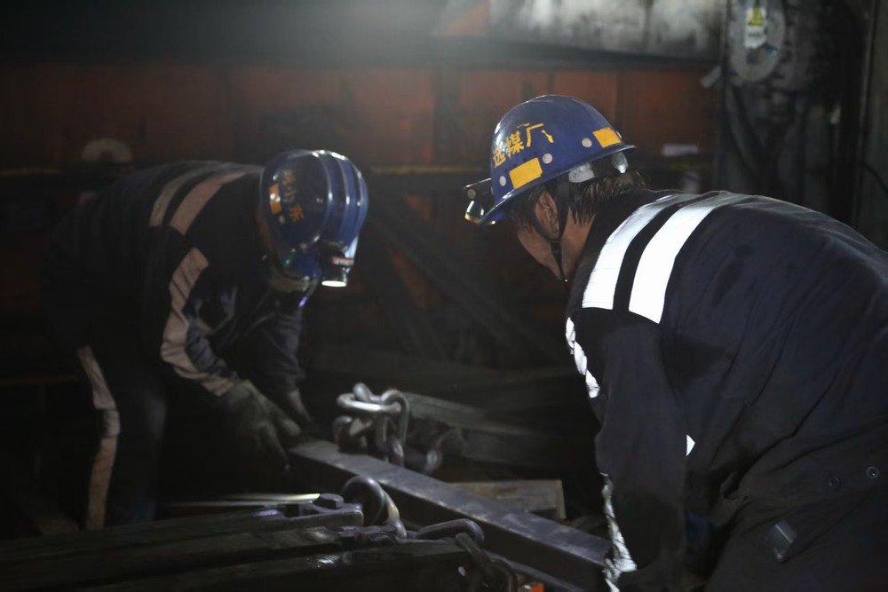 陕煤建设洗选煤运营公司：四九安全“冻不住”   严管防线“牢如故”