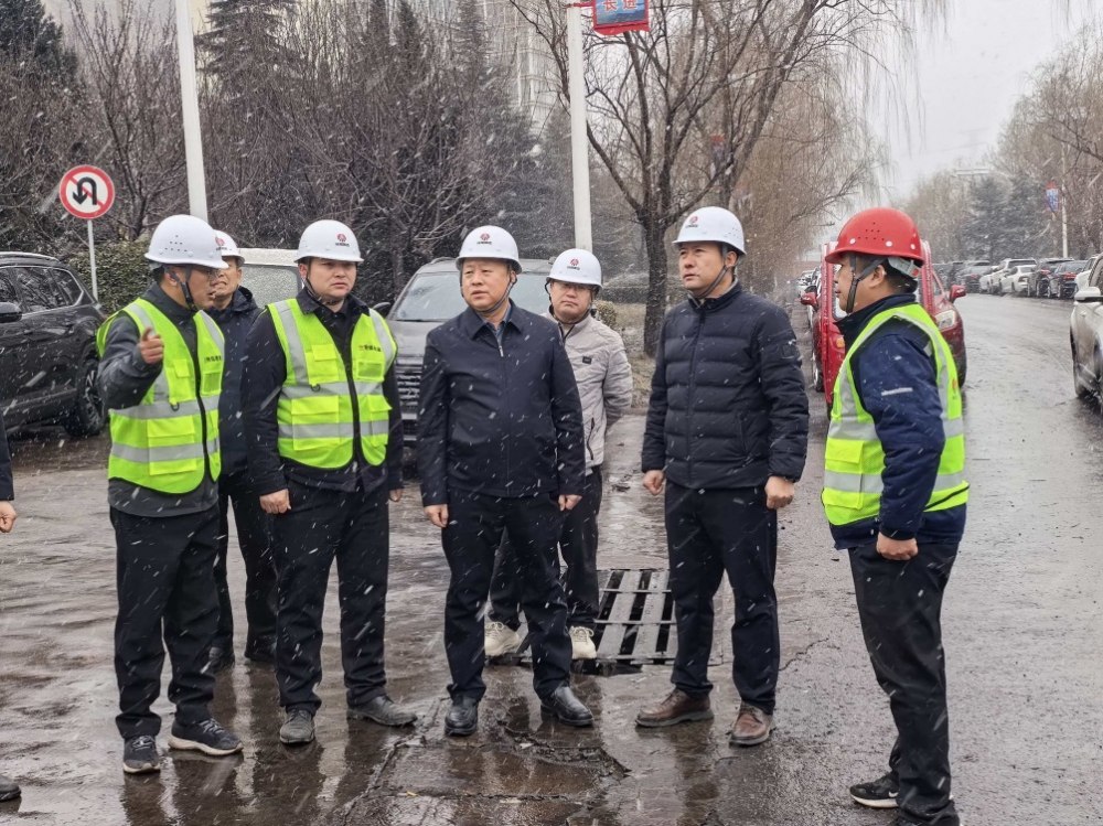 赵敬凯深入渭南分公司大佛寺栈桥大修工程现场检查指导工作
