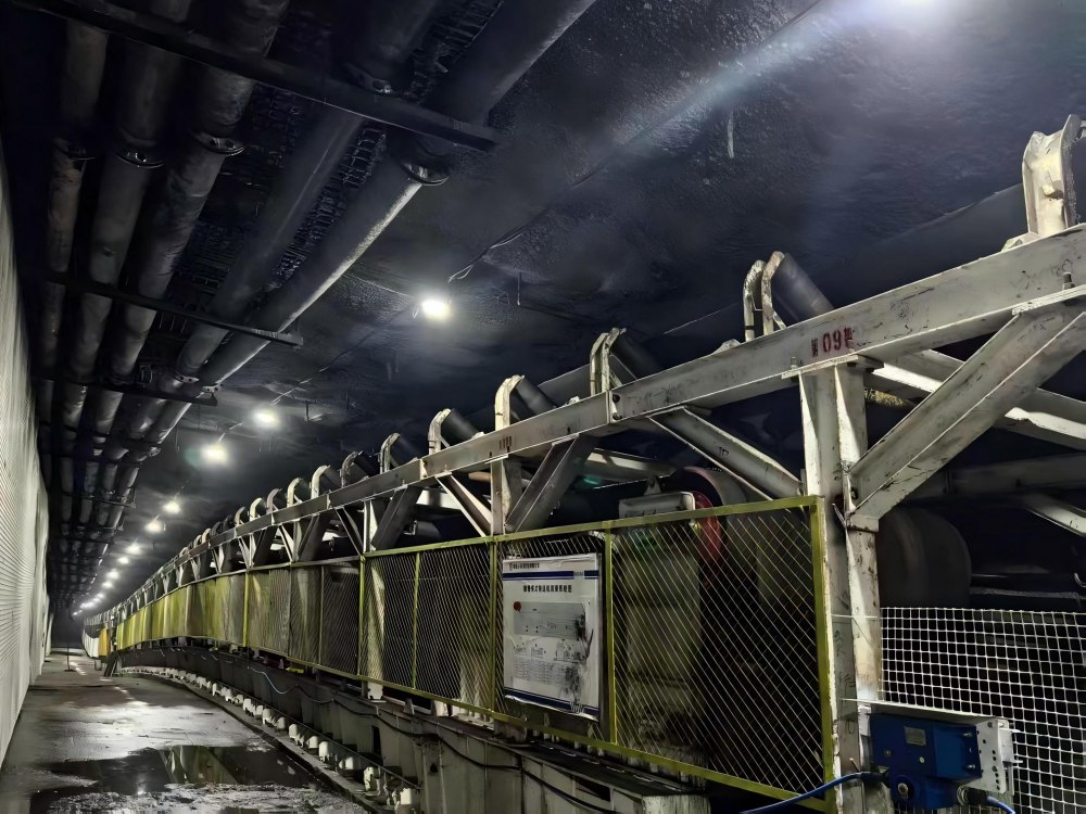 陕煤建设机电安装公司小保当项目部：创新工艺保障长距离带式输送机安装