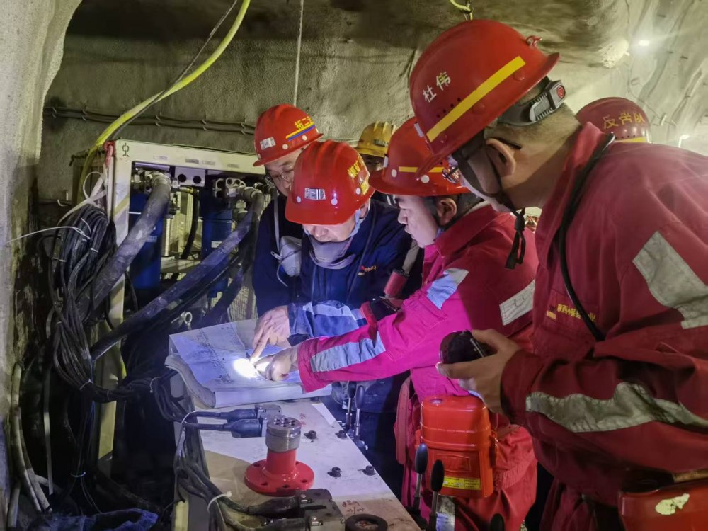 陕煤建设煤矿运营服务分公司：锚定目标开新局 实干笃行创佳绩