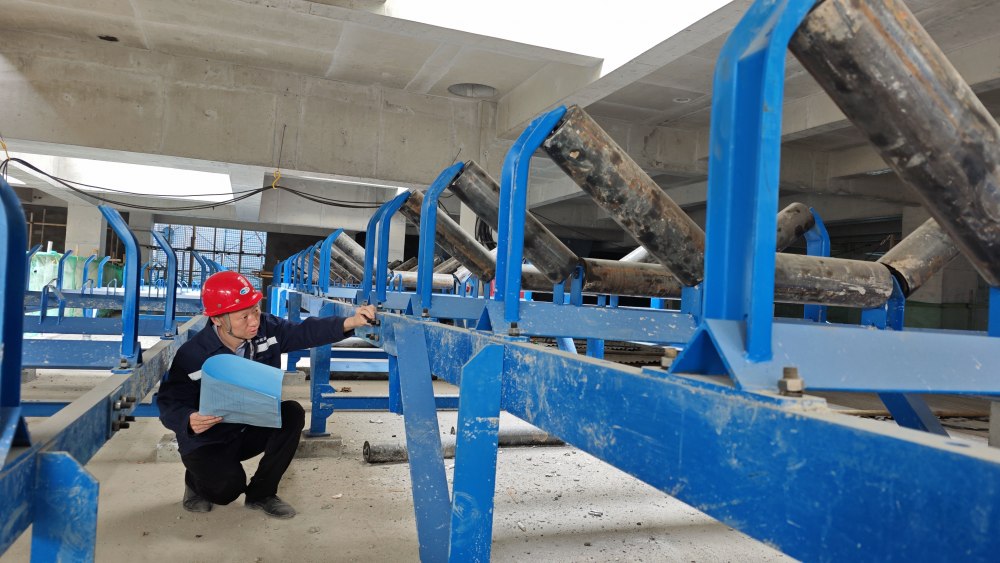 陕煤建设渭南分公司第三安装项目部实干攻坚全力冲刺四月施工目标