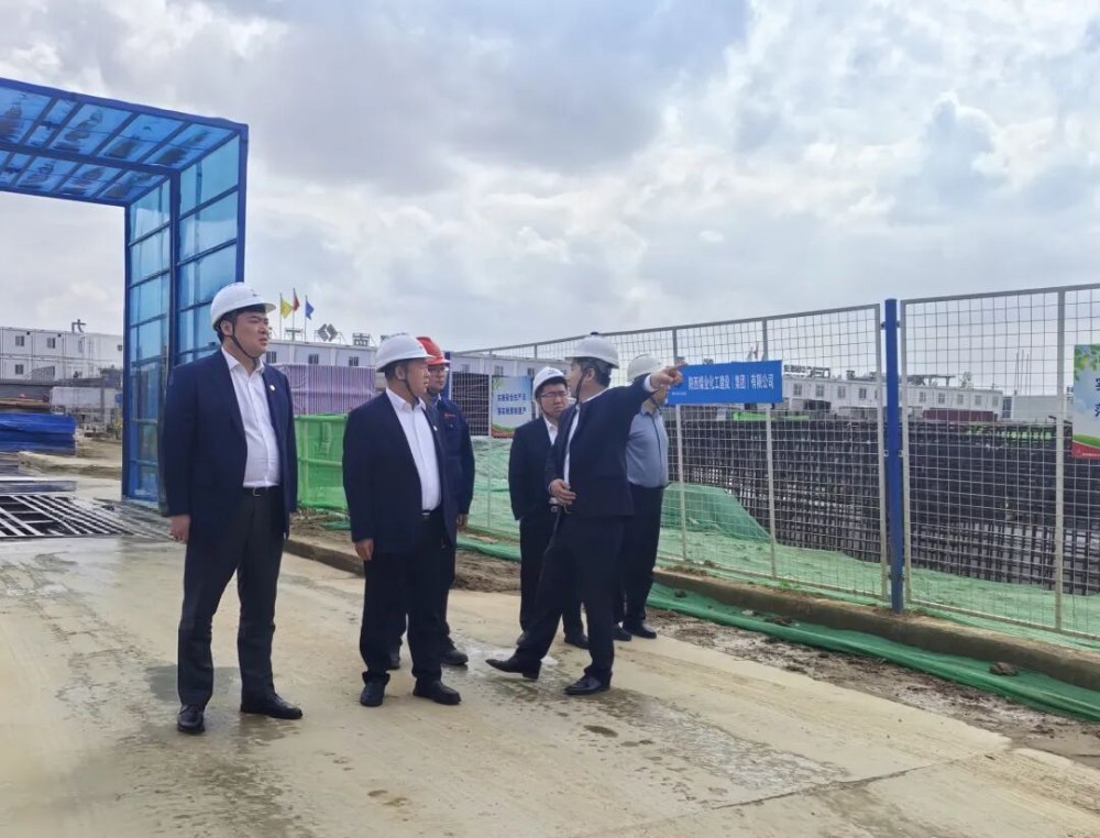 赵敬凯深入陕煤信阳项目检查指导工作