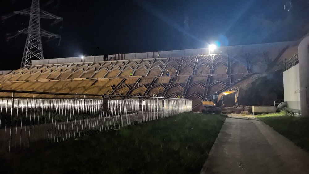 陕煤建设西北分公司湖南益阳项目部：战雨季、抢工期、保履约