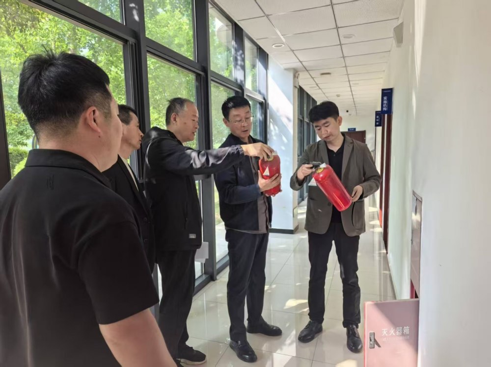 陕煤建设川耀(空港、智慧泊车)公司:筑牢安全防线 护航平安五一