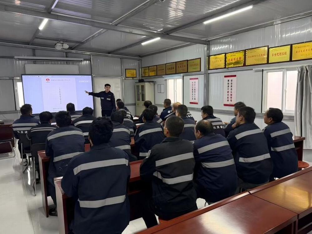 陕煤建设洗选煤运营公司第三项目部:夏季强管控 施工稳运行