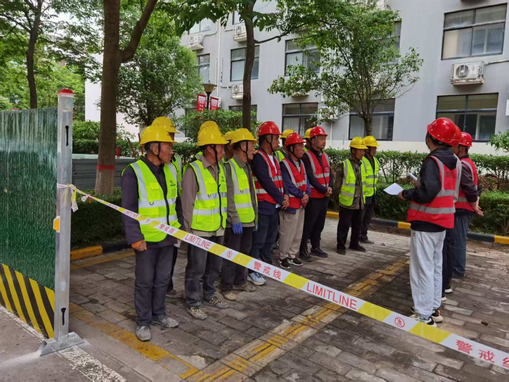 陕煤建设渭南分公司第六安装项目部:守红线 抓管控 全力奏响安全生产月奋进乐章