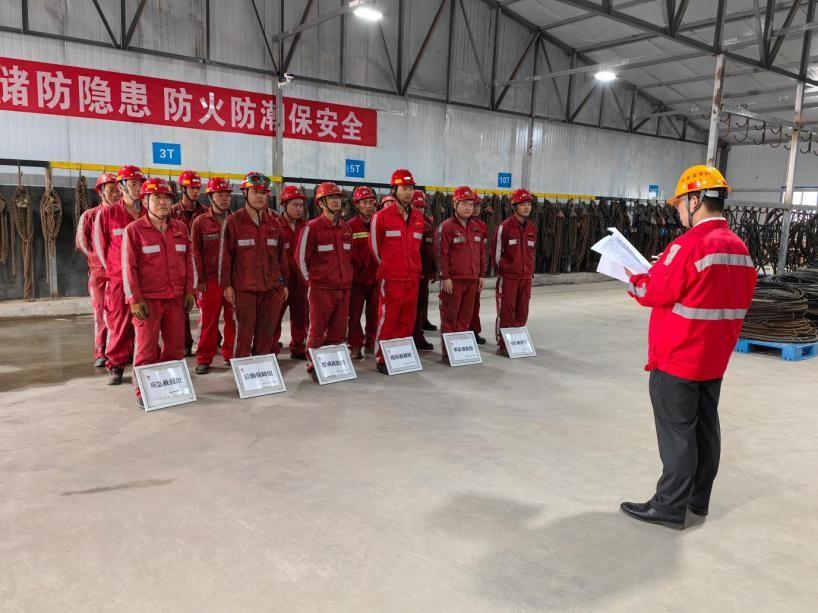 陕煤建设机电安装公司曹家滩项目部多维发力筑牢“安全生产月”坚实防线