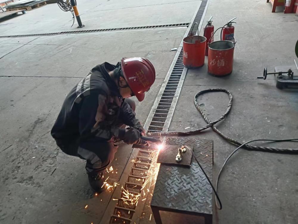 陕煤建设洗选煤运营公司澄合山阳运营项目部:淬炼实干“硬本领” 深耕节能“大文章”