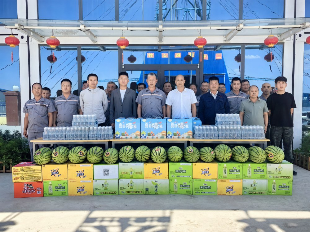 陕煤建设矿建三公司：盛夏送清凉 平安护一线