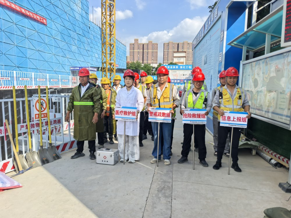 陕煤建设铜煤公司云谷市集项目部:多措并举织密防汛防护网 筑牢项目安全堤