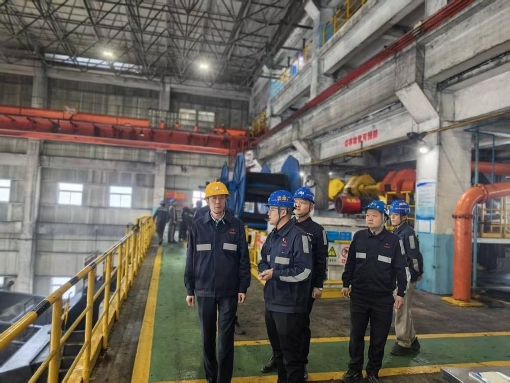 陕煤建设洗选煤运营公司:以“四千”淬炼“班魂” 用脚步丈量安全