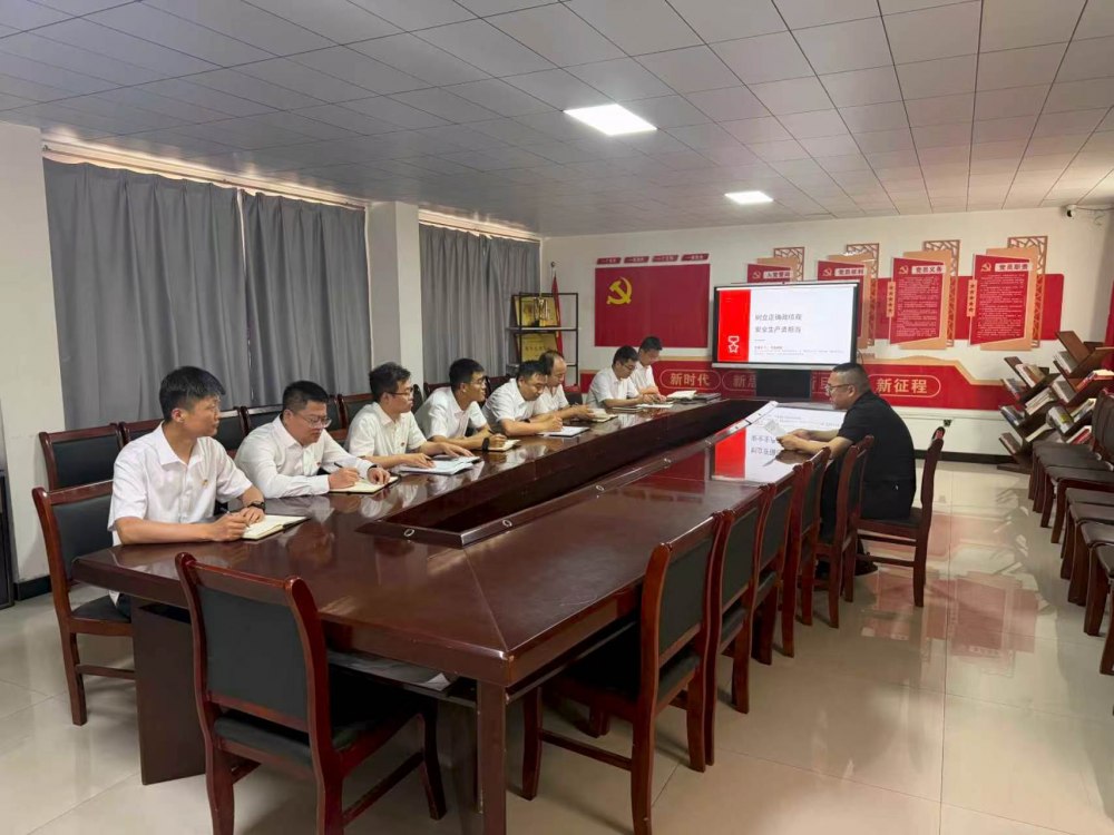 陕煤建设煤矿运营服务分公司:以“说尽千言万语”之韧劲 赋能“五型总部”建设见行见效