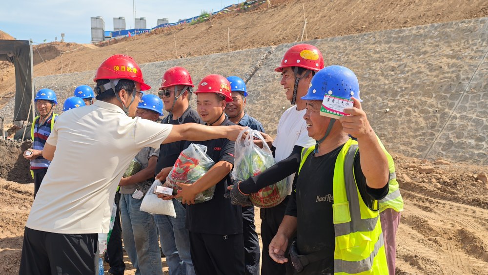 陕煤建设路桥分公司:绽放“三色”之花,赋能青工担当