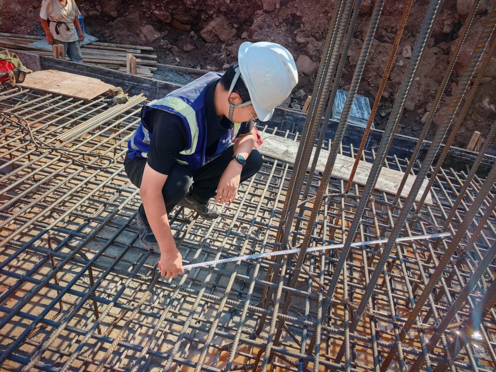 陕煤建设韩城分公司:十月的混凝土